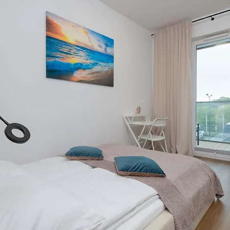 Apartment Family In With Parking And Playground By Renters Gdynia