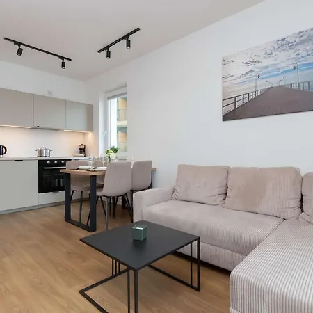 Apartment Family In With Parking And Playground By Renters Gdynia